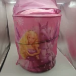 Малък кош с животни